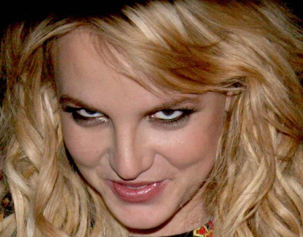 Britney_Spears_evil_look.jpg
