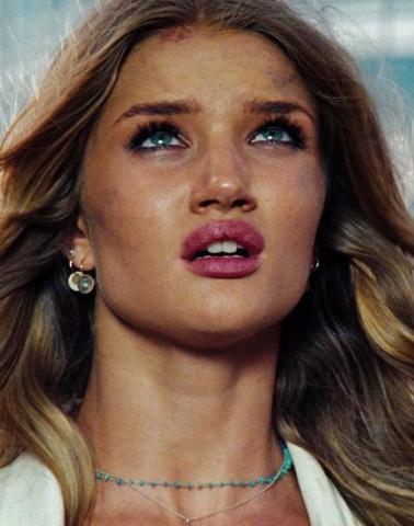 rosie huntington whiteley transformers 3. Rosie Huntington-Whiteley