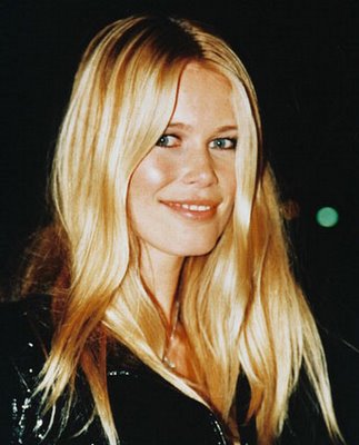 claudia schiffer guess. Claudia Schiffer