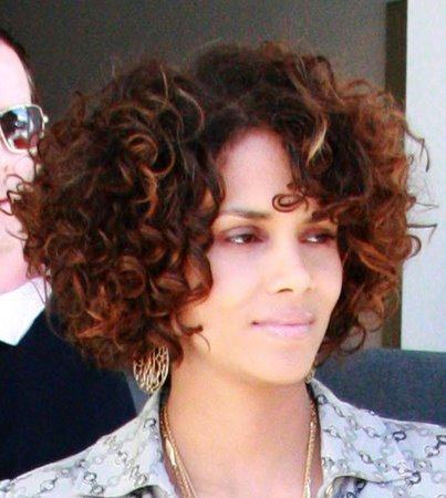 halle berry short hair pictures. Halle Berry#39;s hair