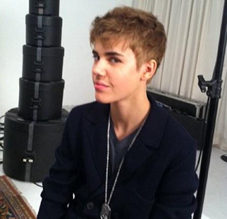 bieber haircut before and after. Justin Bieber#39;s new haircut