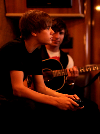 justin bieber 17 magazine. Justin Bieber. 17-year-old