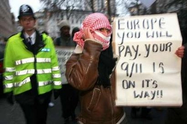 london-muslim-extremist-1-2-09-9.jpg