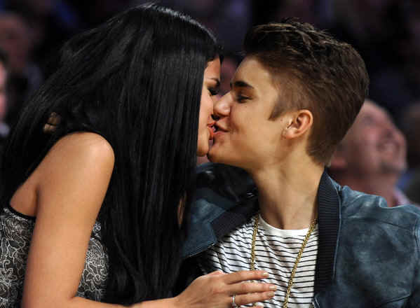 is selena gomez pregnant with justin bieber 2012: Justin Bieber and Selena Gomez